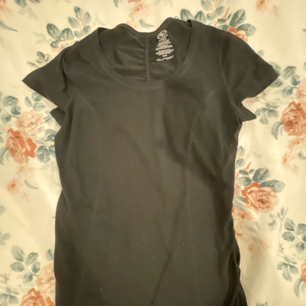 Athletic Works Black Fitted Cap Sleeve T-Shirt